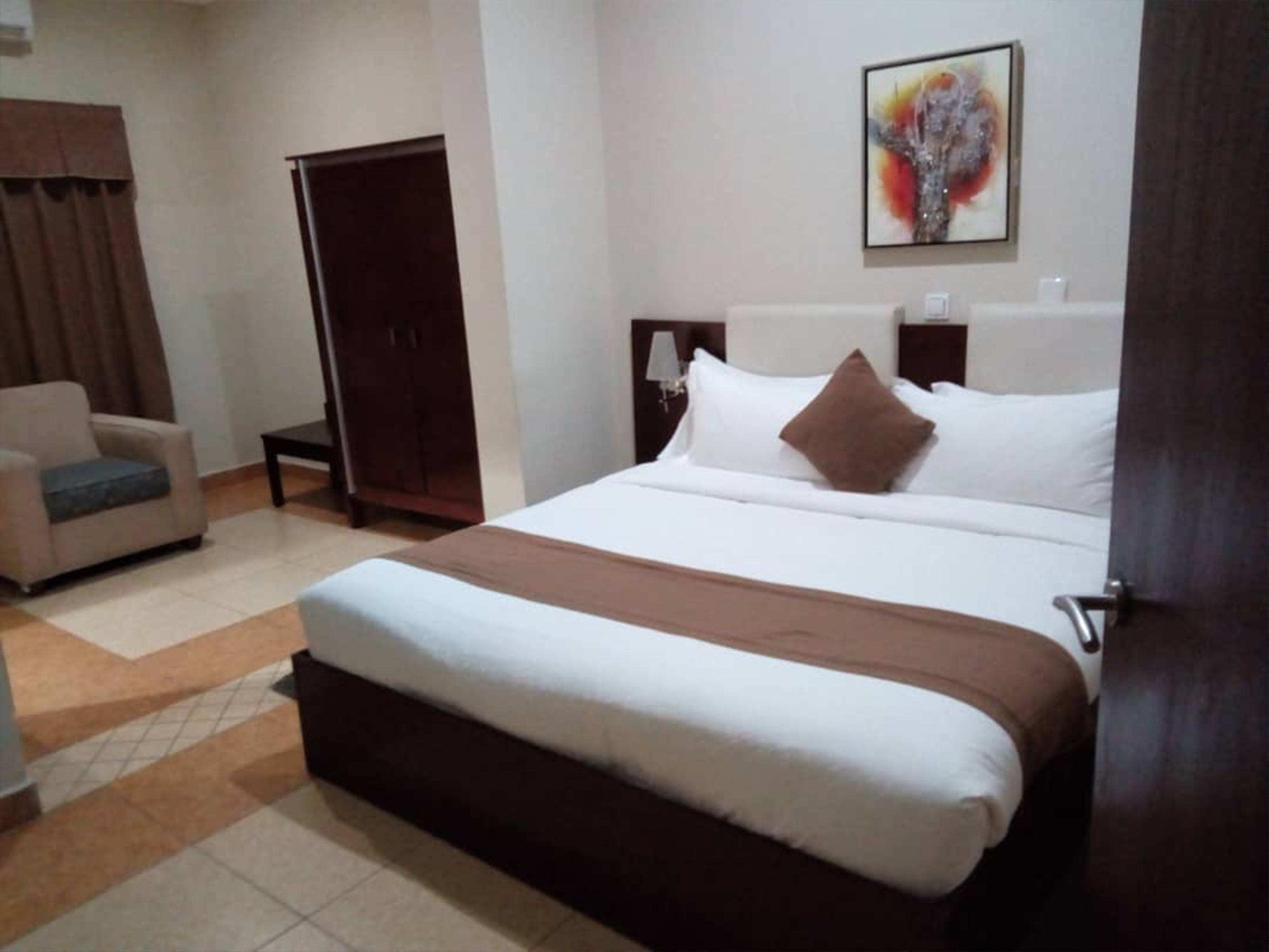 ridge-royal-hotel